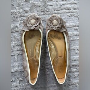 Coach Women's Taupe Floral Loafers